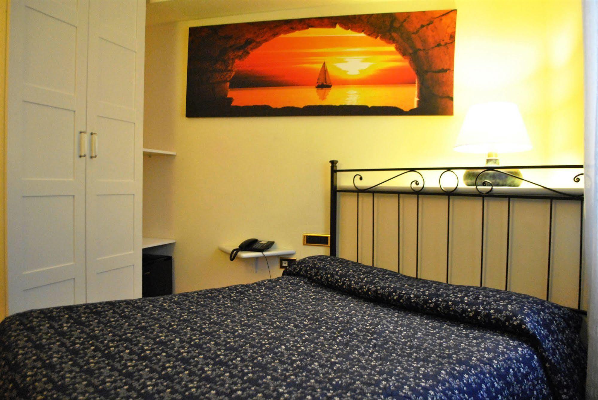 Hotel Il Loggiato Dei Serviti Комо Экстерьер фото
